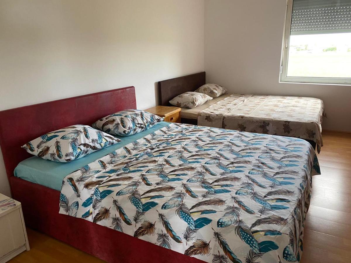 Apartmán Castle De Dios Novi Sad Exteriér fotografie